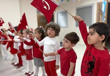 Nilüfer kreşlerinde Cumhuriyet sevinci
