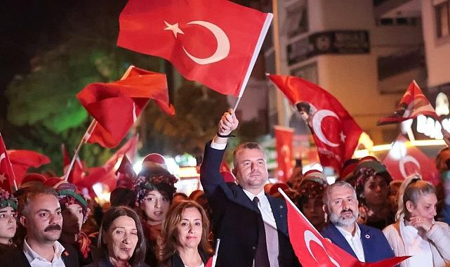 Bucalılar, Cumhuriyet Bayramı'nı coşkuyla kutladı Bucalılar, Cumhuriyet Bayramı'nı coşkuyla kutladı