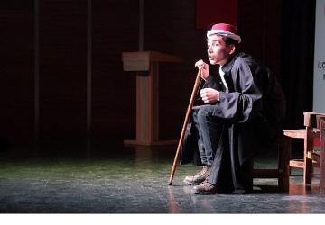 İnegöl'de Genç Meddahlar Sahne Aldı