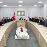 Vali Dr. Osman Varol köy muhtarlarıyla görüştü