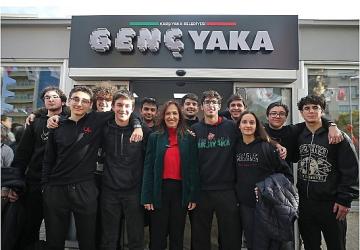 Genç Yaka, gençlerin yeni gözdesi oldu