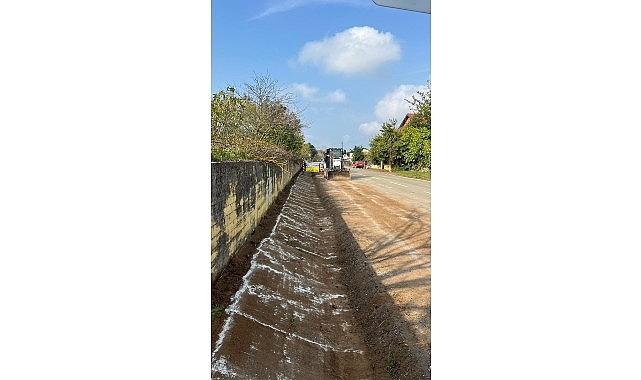 Kandıra'da yağmur suyu kanalları temizlendi