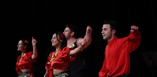 “Türkü Türkü Türkiyem Hemdem" konseri büyük beğeni topladı