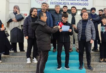 Adıyamanlı depremzedeler, ÇELİKO2’nin inşaat projelerinde teslimat gecikmelerine tepki gösterdi - Videolu Haber