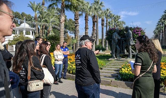 İzmir Büyükşehir Belediyesi “Kent Denetçileri" dönemini başlattı
