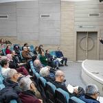 Bornova'da arıcılığa destek sürüyor