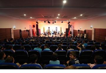 Başkan Çerçioğlu Her Yaştan Vatandaşı Kültür ve Sanat Etkinlikleri İle Buluşturmaya Devam Ediyor