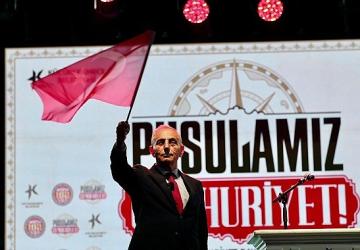 Küçükçekmece'de Cumhuriyet Coşkusu