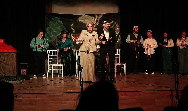 'Miras Değil Mübarek' Tiyatro Oyunu İkinci Gösterimiyle Büyük Beğeni Topladı