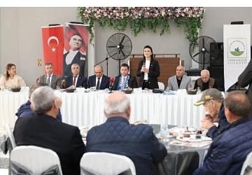 Başkan Aydın'a Ovaakça'da hizmet teşekkürü