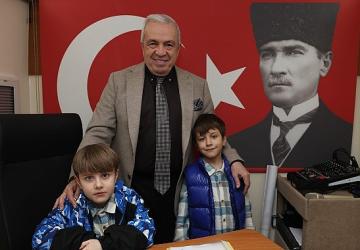 Başkan Şadi Özdemir'e Kızılcıklı'da çocuklardan kaykay park talebi geldi