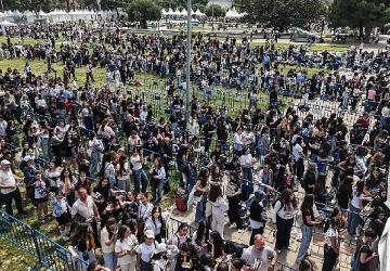 İZKİTAP'ta edebiyat şöleni yaşanıyor