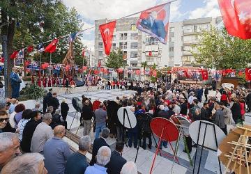 Balçova'da Cumhuriyetimizin 102. yılı etkinlikleri bugün sabah saatlerinde başladı