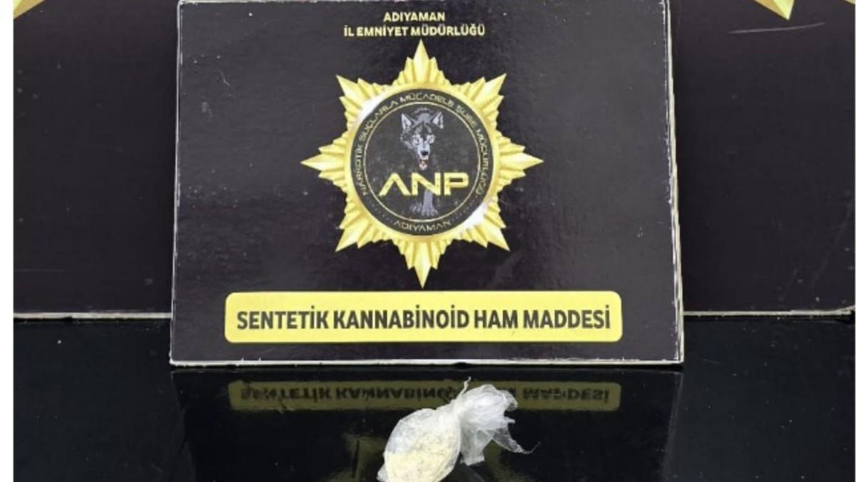 Adıyaman’da uyuşturucu operasyonu: 232 hap ele geçirildi