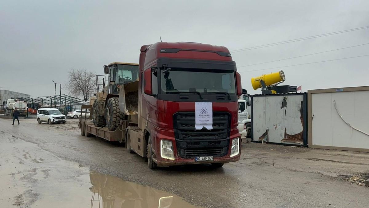 Adıyaman Belediyesi, Hakkari’de karla mücadele çalışmalarına destek sağladı - Videolu Haber