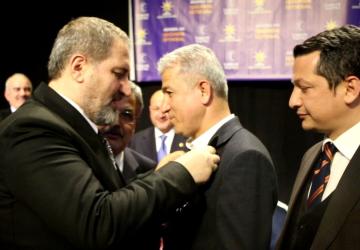 Nazif Atalay AK Parti’ye katıldı: Yeniden Refah Partisi’nden belediye başkan adayı olmuştu - Videolu Haber