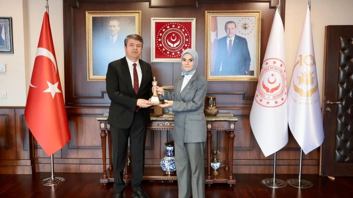 Başkan Tutdere’den Bakan Göktaş’a ziyaret: Deprem sonrası sosyal projeler görüşüldü