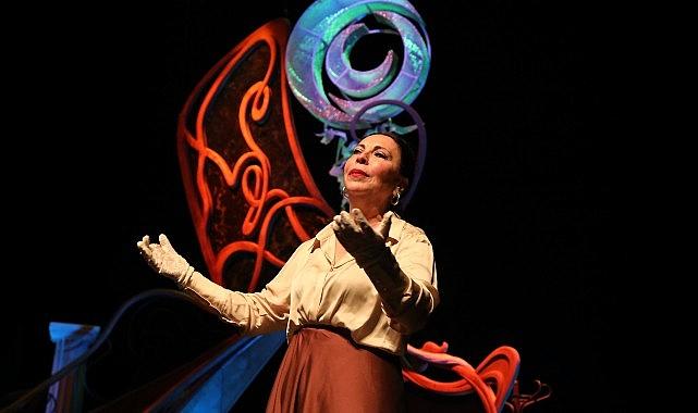 Şehrin Tiyatrosu “Hayat Der Gülümserim" Oyunuyla Ataşehir'de