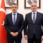 Milletvekili Özhan’dan Bakan Tekin’e destek: ‘Saldırılar kabul edilemez’