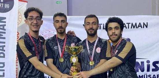 Adıyaman Veysel Karani Erkek Yurdu Güneydoğu’nun şampiyonu oldu