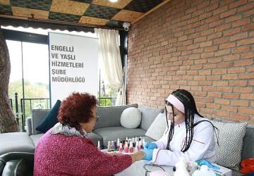 Beyaz Kalpler'den 'Saygınlar'a güzellik dokunuşu