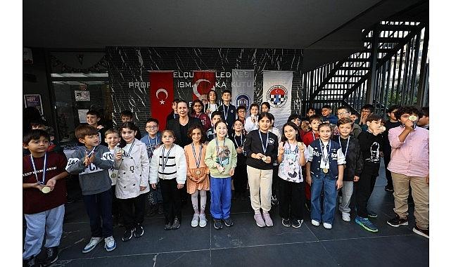 Efes Selçuk'ta “Ataya Saygı" Satranç Turnuvası Sona Erdi