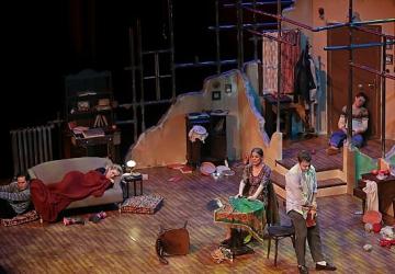 Masum Bir Kutlamadan Etik Bir Çöküşe: “Sevgili Yelena Sergeyevna"