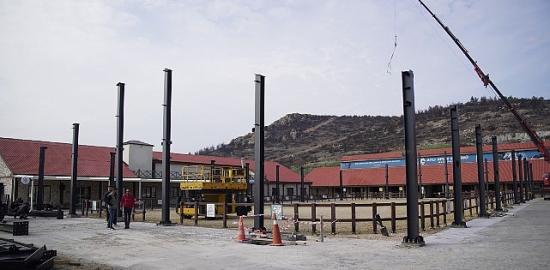 Aliağa'da Atla Terapi ve Binicilik Hizmetleri Dört Mevsim Devam Edecek