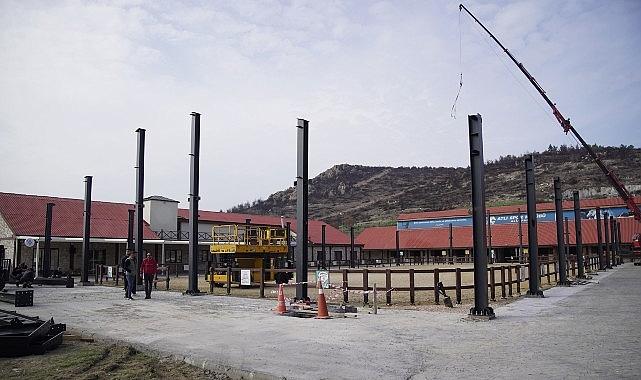 Aliağa'da Atla Terapi ve Binicilik Hizmetleri Dört Mevsim Devam Edecek