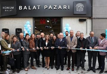 Nilüfer'in modern pazar alanı Balat'ta hizmete açıldı