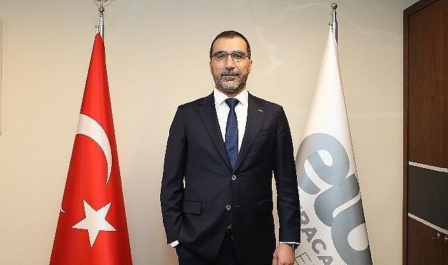 Moda endüstrisi iki koldan pazarlama atağına geçti