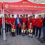 Başkan Büyükakın'a çocuklardan sevgi seli