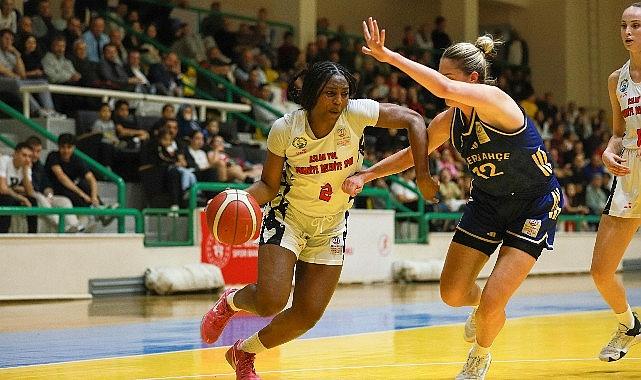 Burhaniye Belediyespor puanını 14'e yükseltti