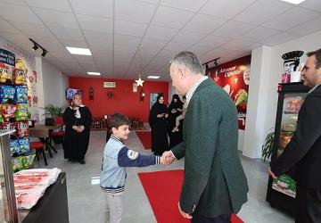 Başkan Büyükakın esnafları yalnız bırakmıyor