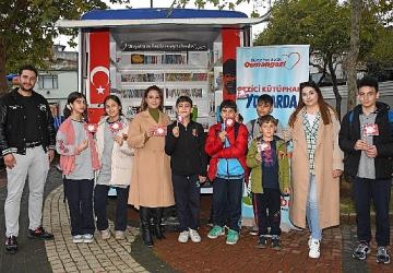 Gezici Kütüphaneden Çocuklara Özel Bayram Turu