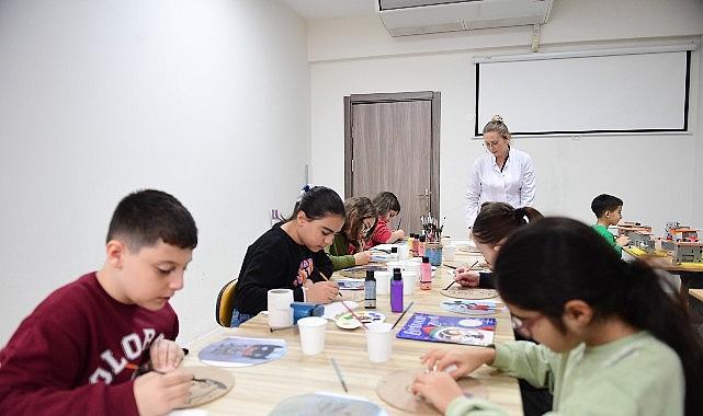 Osmangazi'de Çocuklar Kitaplardan İlham Alarak Üretiyor