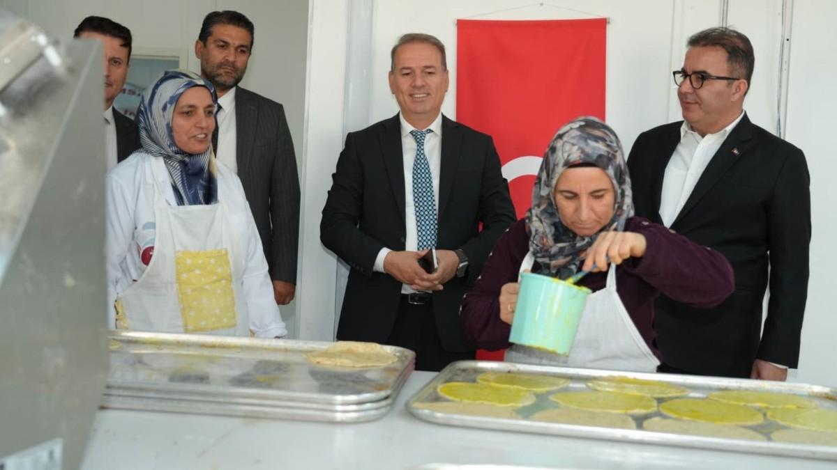 İl Müdürü Tosun’dan Samsat Çöreği Üretim Tesisi'ne inceleme ziyareti