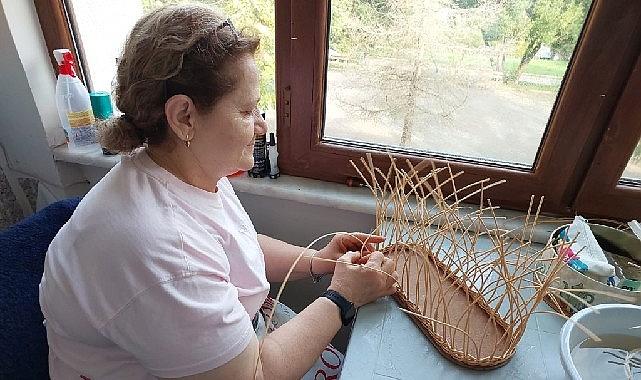 KAR-MEK'te Üretken Eller İş Başında