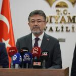 Bakan Yumaklı: ‘Zirai ilaçlar artık reçete ile alınacak’