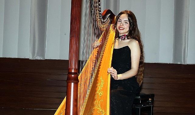 Milano'dan İzmir'e Uzanan Başarı: Zeynep Duru Güleç'ten Alkış Alan Arp Resitali