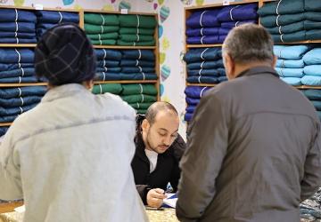 Bayrampaşa Belediyesi'nden 900 çocuğa 900 mont