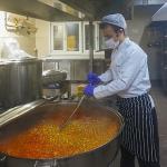 Sosyal dayanışmanın adresi: Maltepe Belediyesi aşevi