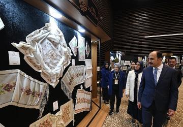 Başkan Altay 17. Altın Dokunuşlar Sergisine Tüm Sanatseverleri Davet Etti