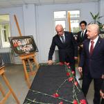 Adıyaman Üniversitesi’nde deprem anması: Vali Varol karanfiller bıraktı