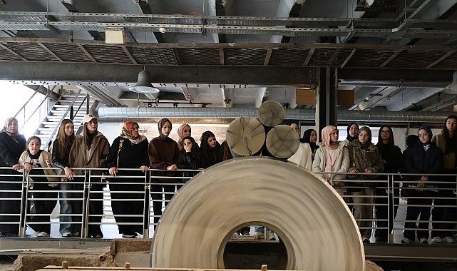 İskeçeli gençler, Büyükşehir'le Kocaeli'yi keşfetti