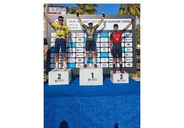 Büyükşehirli Pedallar Sezonu 7 Madalya İle Noktaladı