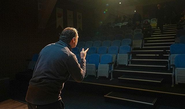 Maltepe'den tiyatroculara destek