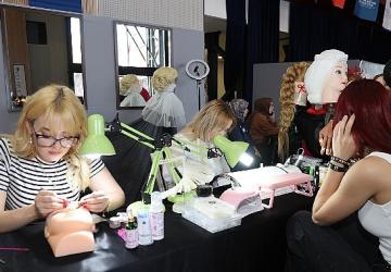 KO-MEK'le yeni bir mesleğe 'merhaba' dediler