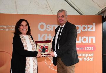 Osmangazi Kitap Fuarı tüm hızıyla devam ediyor