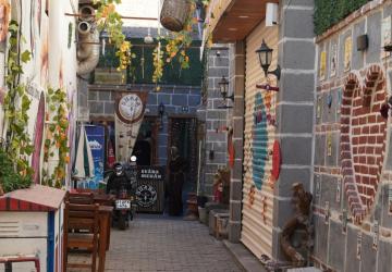 Şuâra Kitap Atölyesi, Diyarbakır’da okuma kültürüne yeni bir soluk getirdi